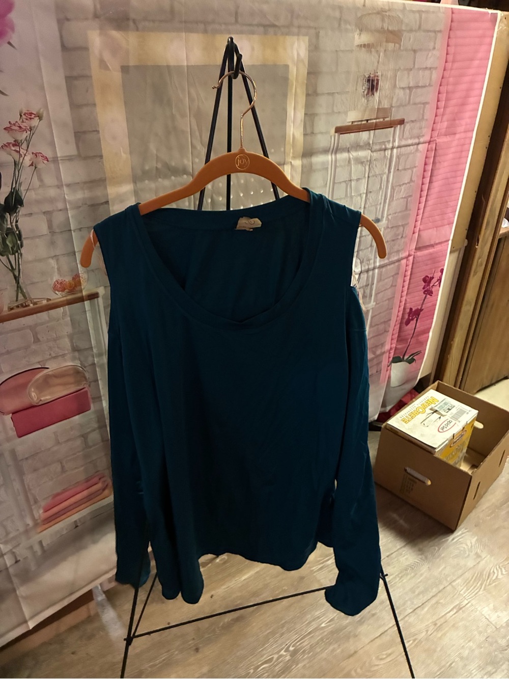 Women’s Cold-Shoulder Long Sleeve Top in Teal Blue